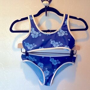 Full Tilt | Girls Reversible Hawaiian Print Blue Bikini | Size 10/12 | Blue